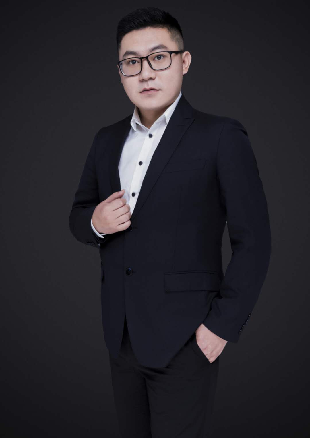 黄文云
